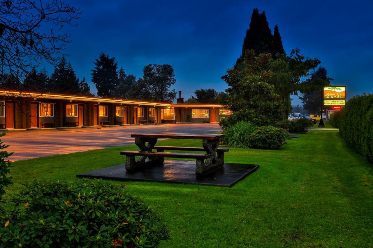 Arbutus Grove Motel Parksville Ngoại thất bức ảnh